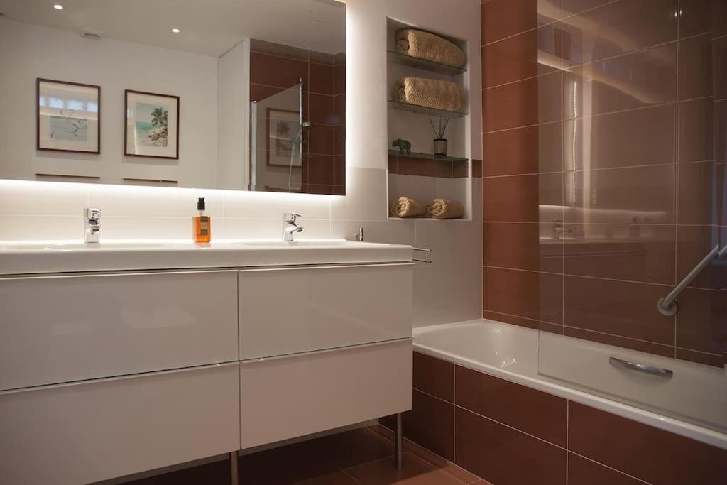 Superb Townhouse In Golden Mile Marbella